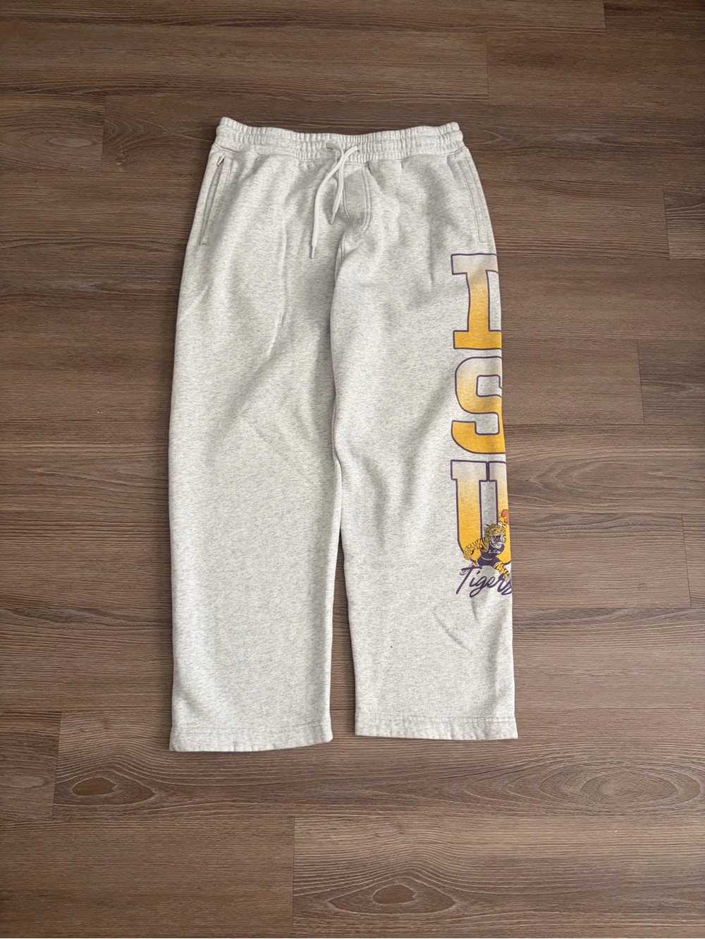 Hollister LSU Baggy Sweatpants size M Men